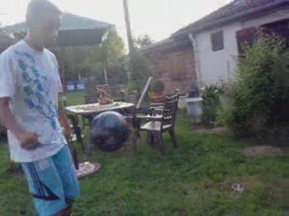 V030509_20.23_[01]