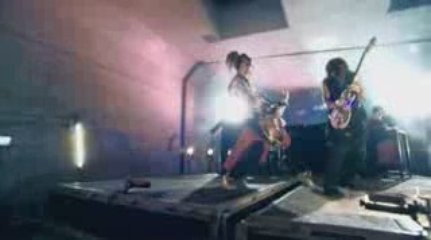 MIYAVI feat.SUGIZO -Guitar Battle Mixx-