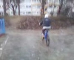 regis fait du velo