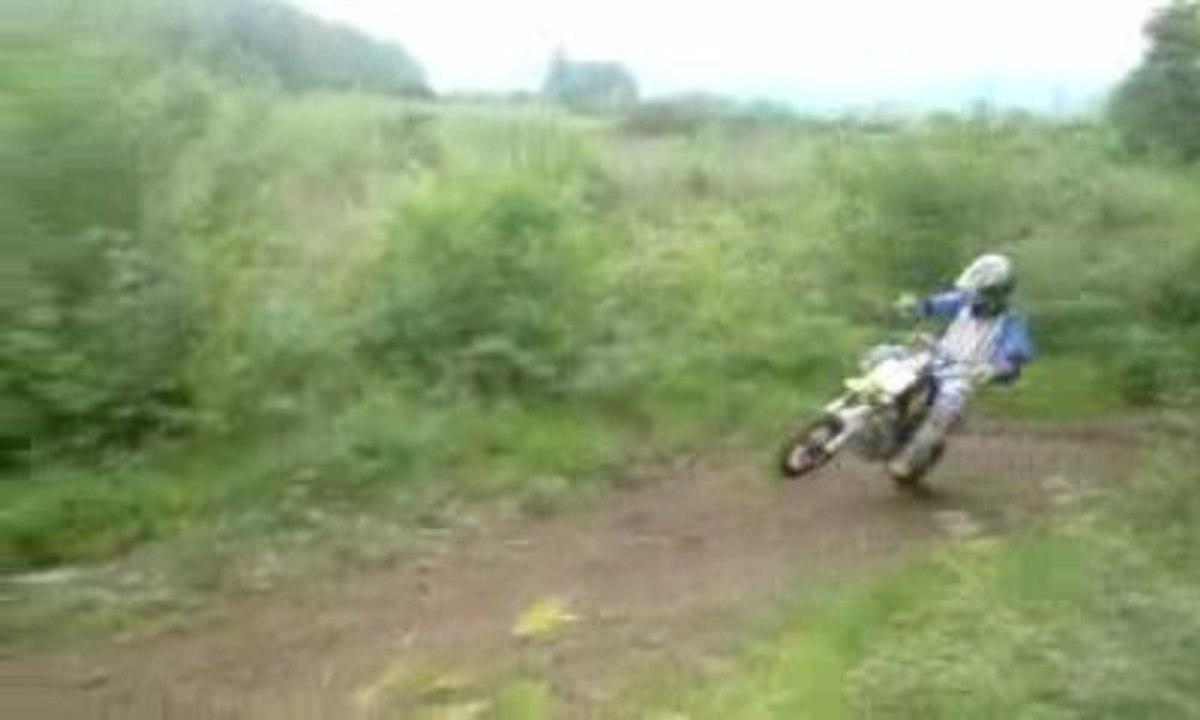 Pit Bike pit pro oinville 03/05/09 Nin' & Koni - sous bois