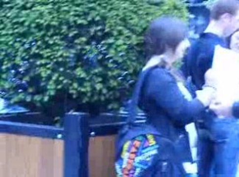 FREEZE A VALENCIENNES SUR LA PLACE D'ARMES LE 02 MAI 2009