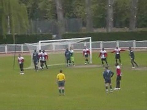 Evry 0 - Blanc Mesnil 1 (DH)