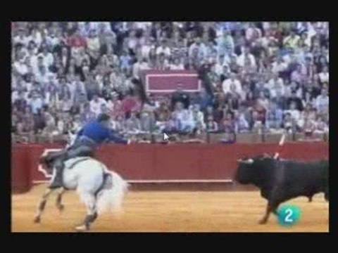 Pablo Hermoso de Mendoza en la Feria de Sevilla 2009