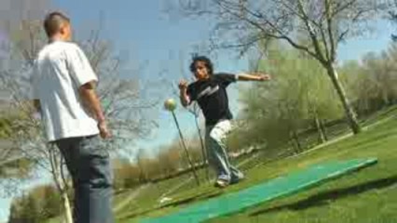 Doble kicks steven alex dani