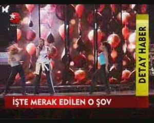 Hadise'nin Rusya Eurovision Show Gösterisi İlk Provası