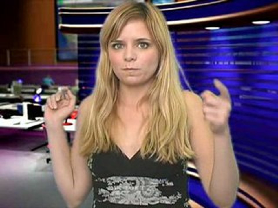 Italy PM to Divorce! gnooze May 4, 2009