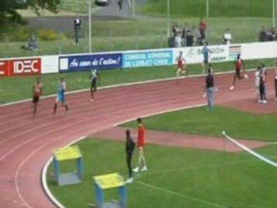 Julien christian 400m interclubs blois