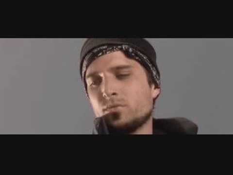 трудно быть богом (God is a DJ / Dieu est un DJ)