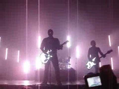 I Don't Care - Fall Out Boy au zenith de Paris 10/03/09