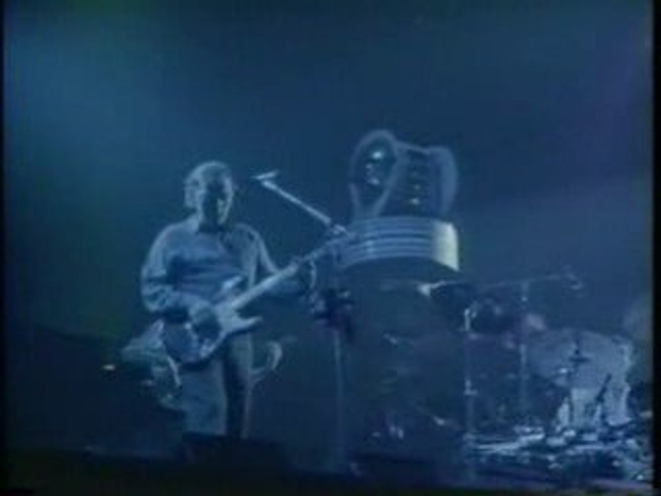 A New Machine part 1 et 2 - Terminal Frost (live 1988)