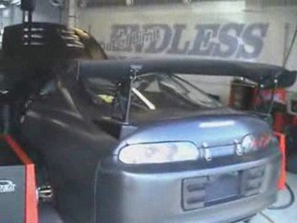 Toyota Supra full carbone au banc d'essai 1000 chevaux