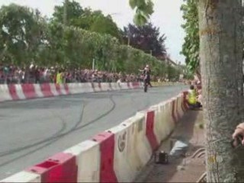 duke acrobatie Pierre de bresse_2009