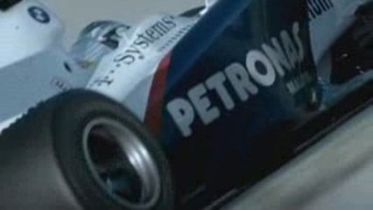 BMW F1 2009 Showroom Film.