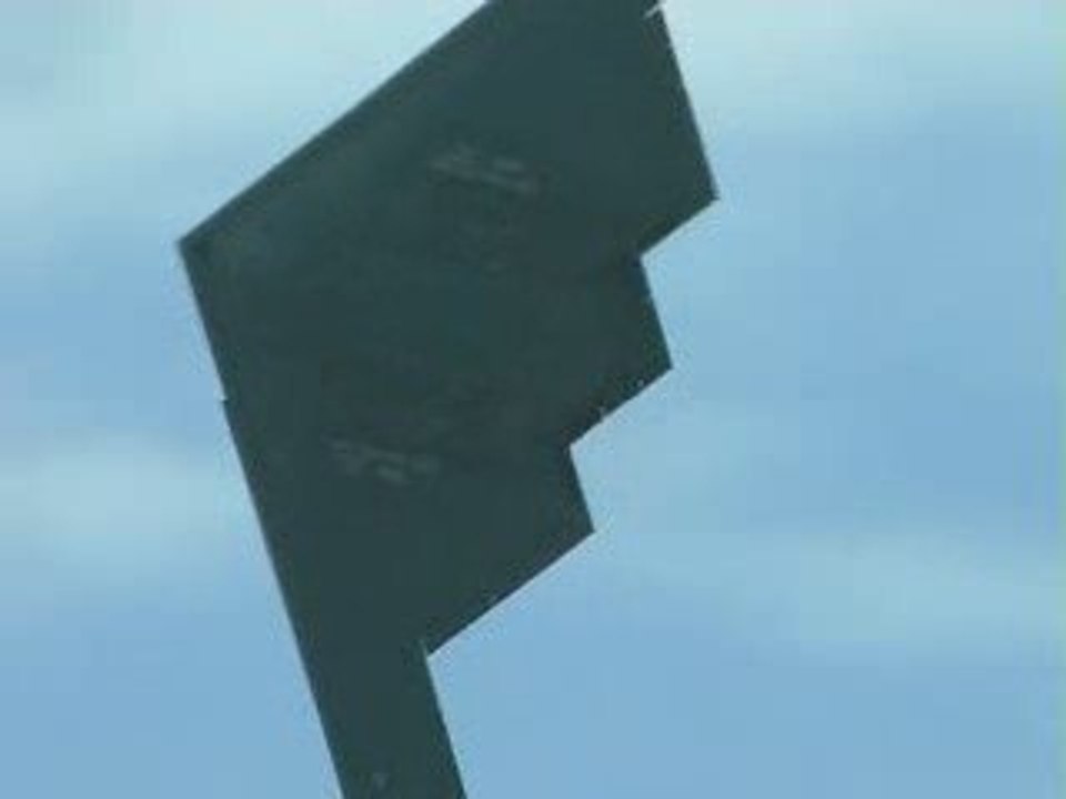 Air Show avion B2