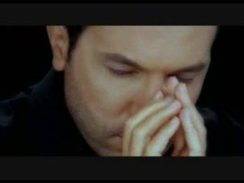 Çağdaş ben seni unutmak için sevmedim