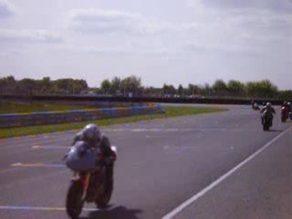 Circuit moto de la Vienne le 4 mai 2009