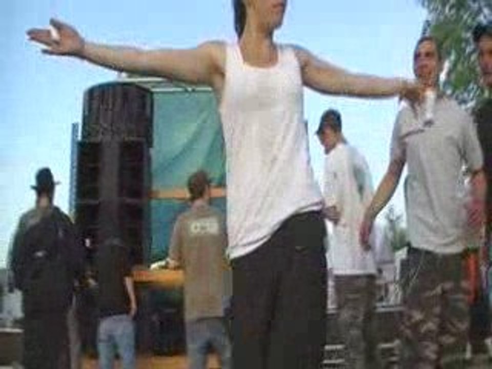 tekos 1er mai 2009 mur des DSF-SKPAD