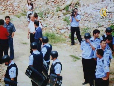 Власти Китая принуждают жителей покинуть свои дома