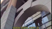 Redes anti anidado de pajaros en un local comercial