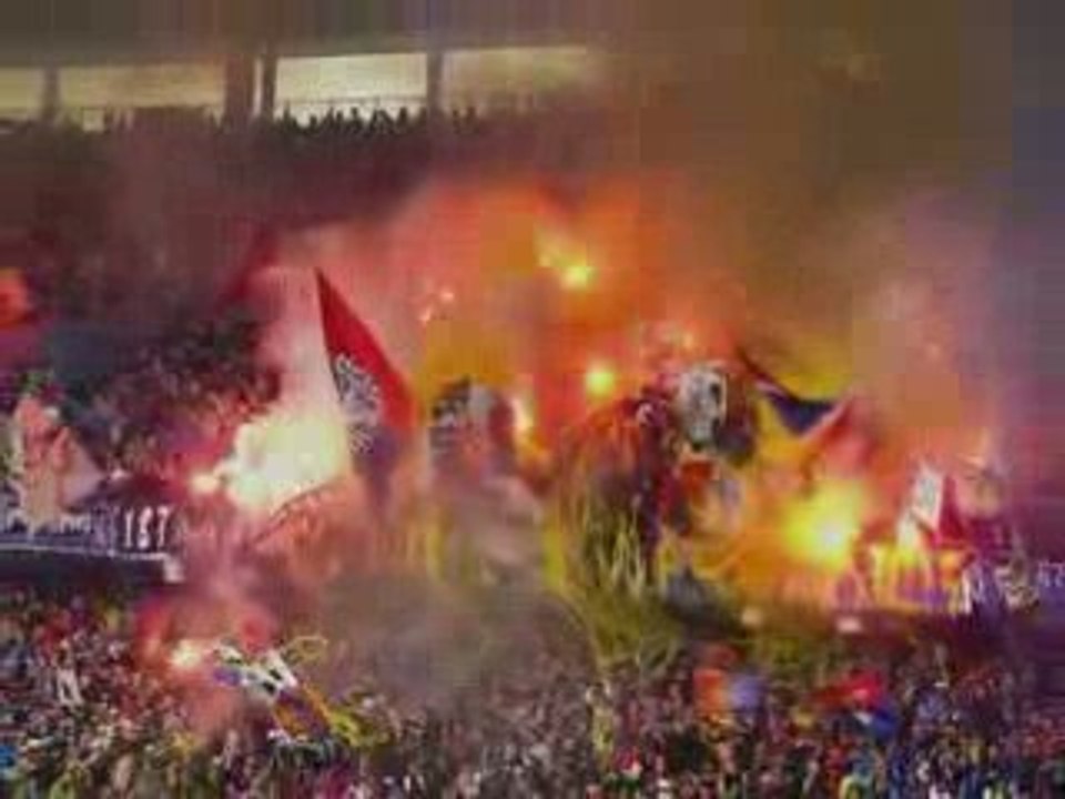 ULTRAS FC BASEL SUISSE SUPPORTER FOOT FOOTBALL SOCCER fans