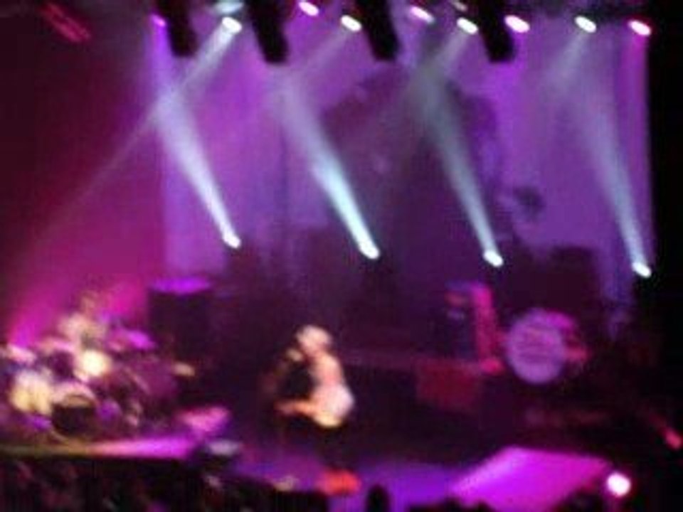 Ting Tings - Keep your head @ Bataclan Paris 20 avril 2009