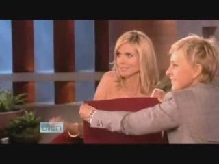 Heidi Klum si denuda in diretta