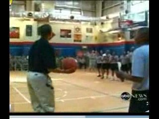 Obama marque un panier à 3 points