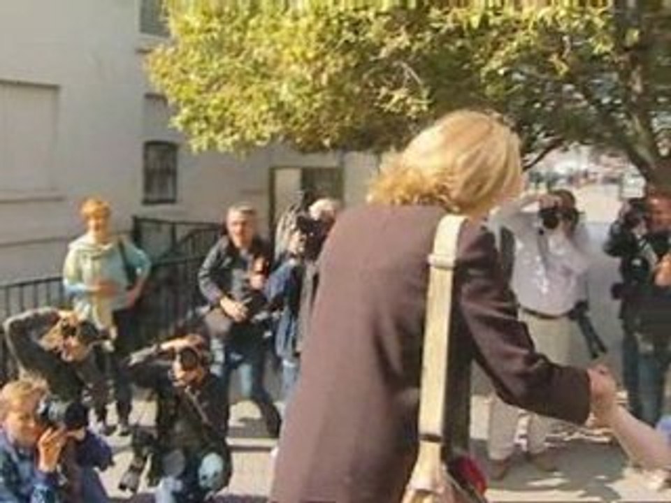 Joanna Lumley says Gordon Brown promises new Gurkha policy