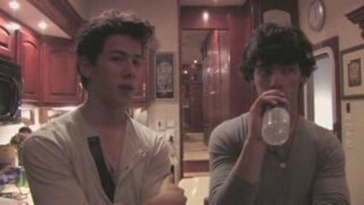 Jonas Brothers / Bookface