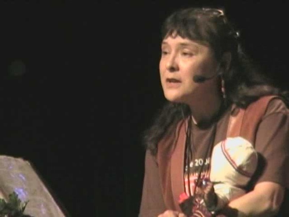 1 - Geneviève McKenzie (Soirée culturelle autochtone 2008)