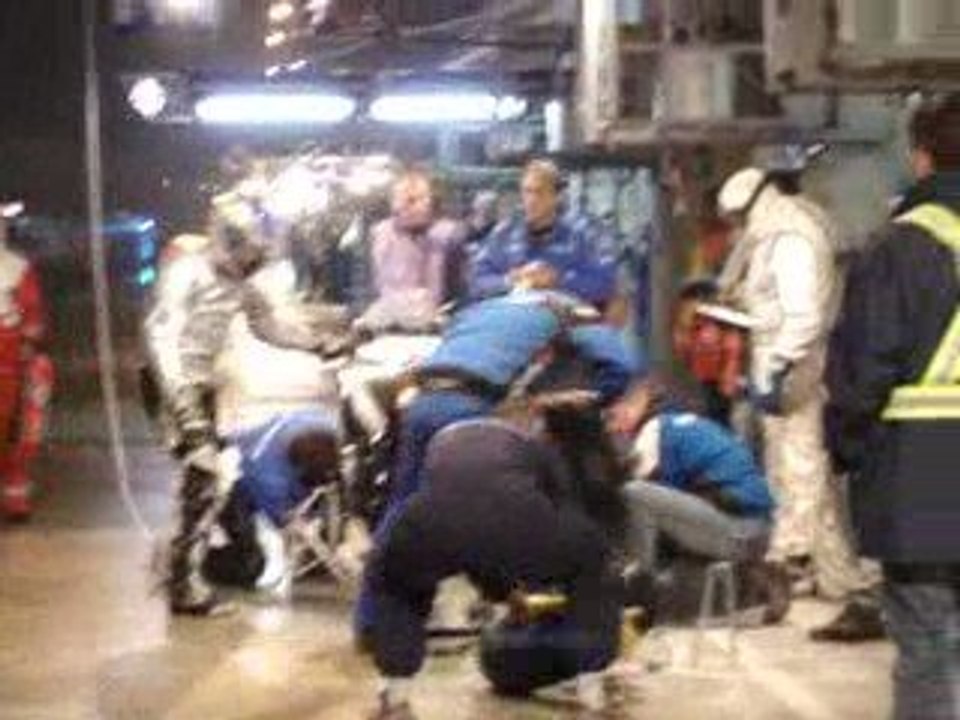 24h du Mans Moto 2009, arrêt au stand de nuit !!