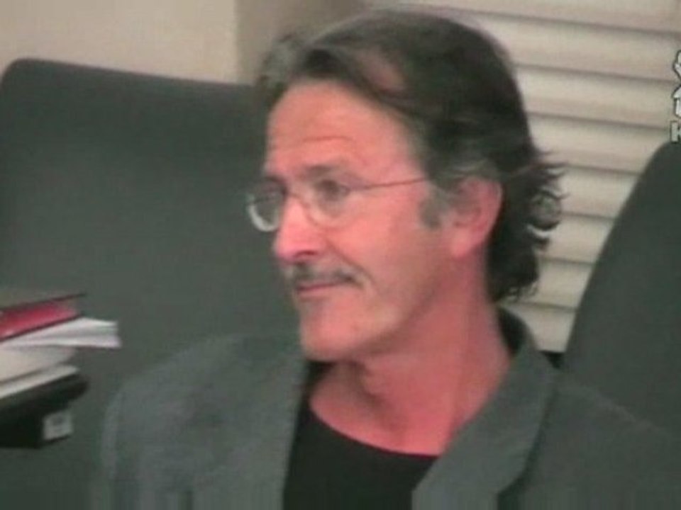 Jean-Paul Jaud défend son film "Nos enfants nous accuseront"