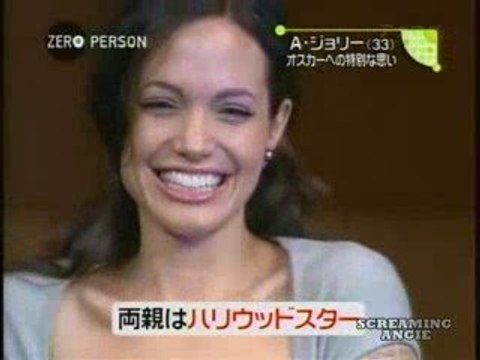 ANGELINA JOLIE - CHANGELING INTERVIEW IN JAPAN
