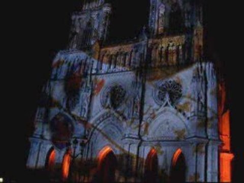 Orléans-embrasement-des-tours-fetes-de-jeanne-d-arc-2009