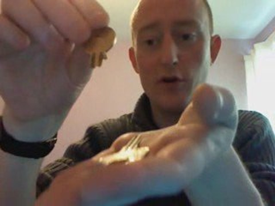 MAGICAL GURU – Video Blog For Hypnosis & Magic 12-05-09