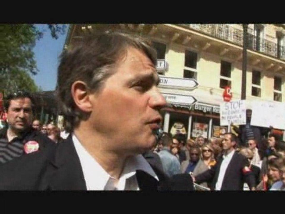 travail dimanche : Patrick Bloche (PS)