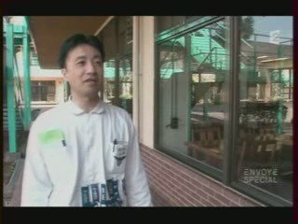 envoye speciale : japon :cadre a la baguette .1.2
