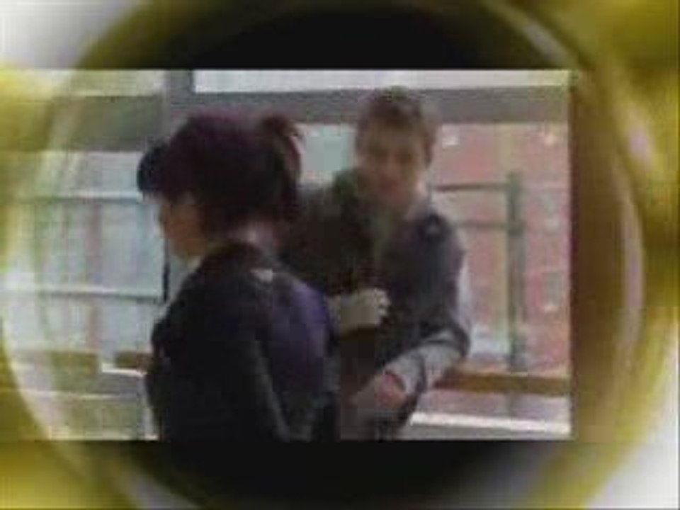 CLIP CENTER STAGE IT UP extrait 1