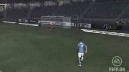 magnifique talonade qui prend a contre pied le gardien!!