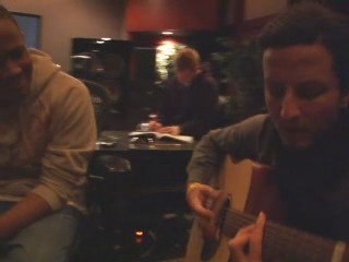 Uness - Woman Got Culture (Live Acoustic)