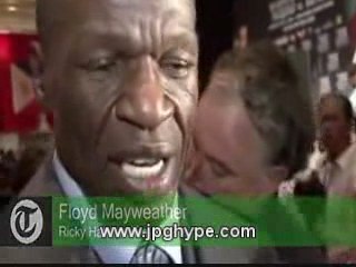 FREDDIE ROACH & MAYWEATHER INTERVIEWED AFTER THE FIGHT
