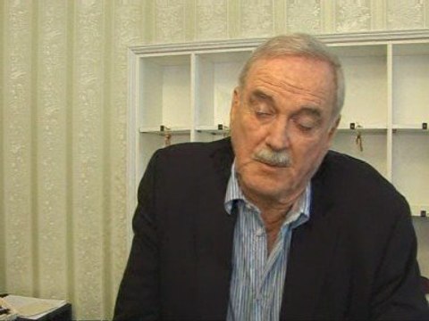 Fawlty Towers creator, John Cleese, gives advice to wannabe