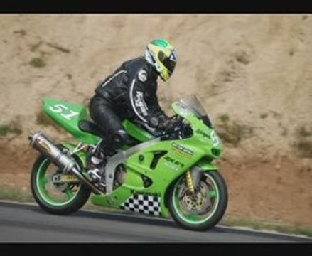 ROULAGE MOTO CHENEVIERES 8 MAI 2009