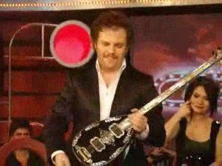 www.dutarmuzik.com.tr buzuki orhan üstada yaptığımız 4 telli