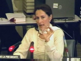 Heuliez : Ségolène Royal répond à Henri de Richemont