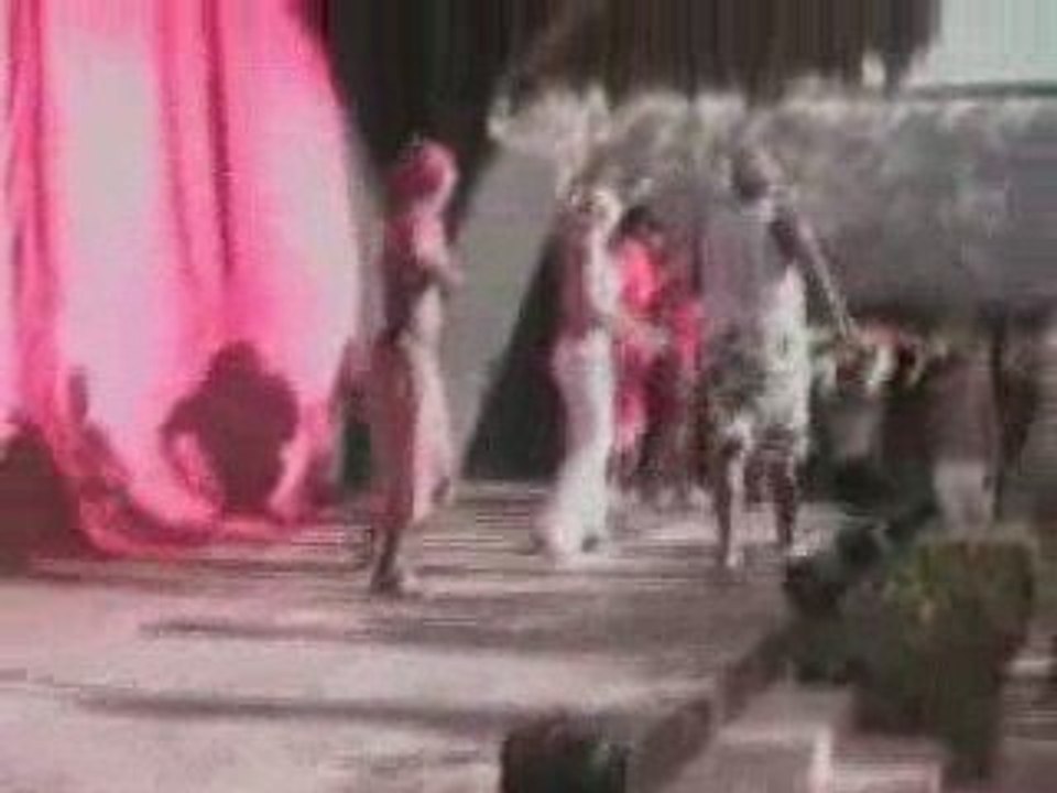 DJ PUPPA SACHA & MC STEVY JAY (CUBA) (AVRIL 2009) PART 4 !!