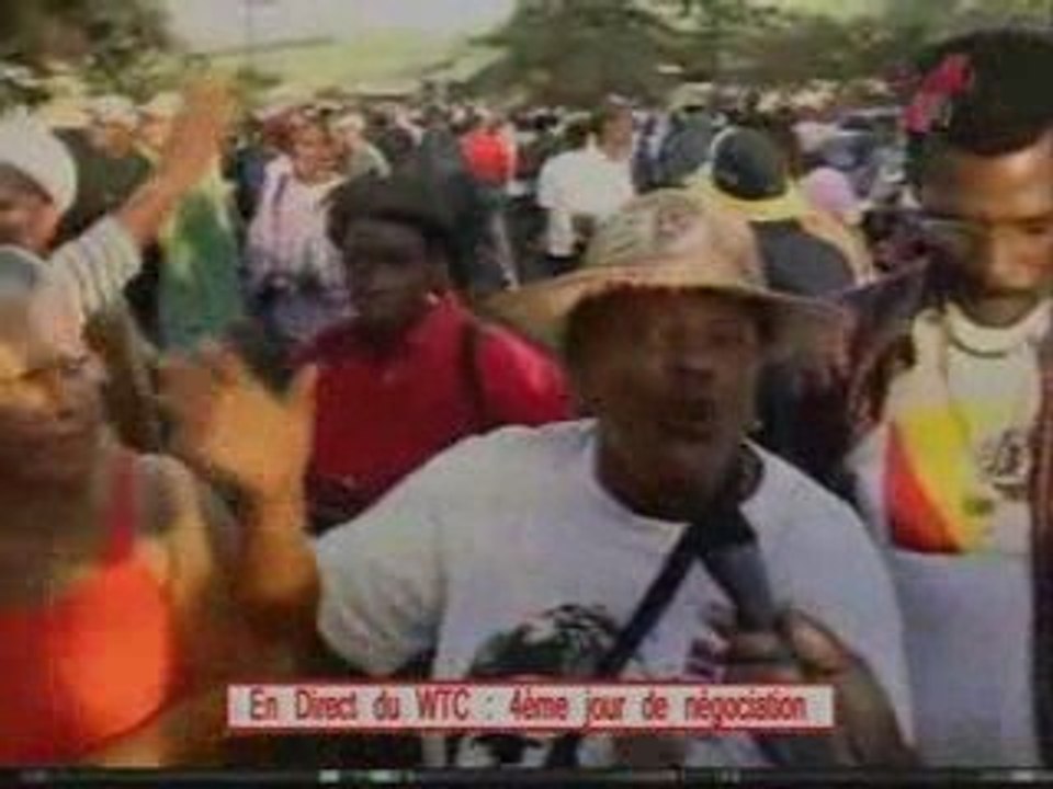 DISCUSSION SUITE AU DEPART DU PREFET