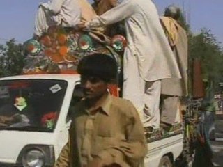 Pakistani civilians escaping Swat