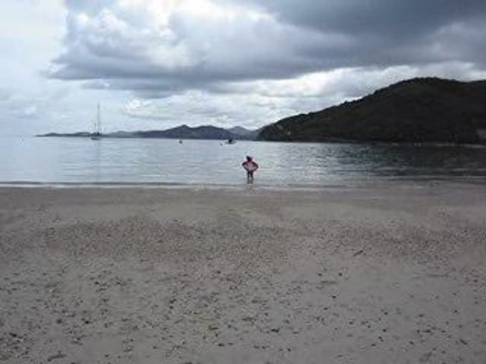 au Kuendu Beach