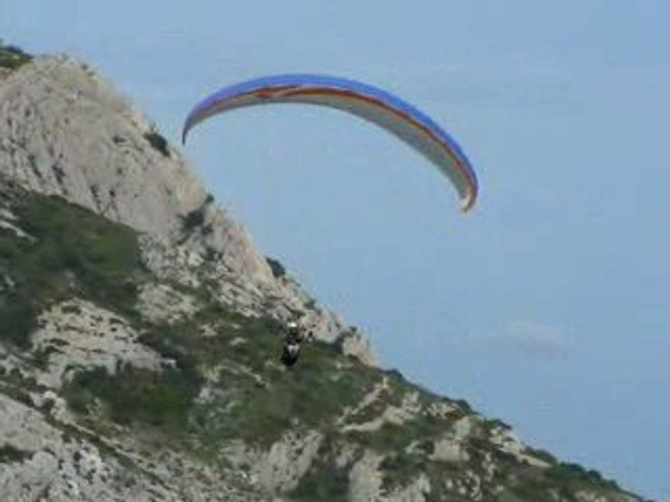 parapente sur la Montagne Sainte-Victoire - 10 05 2009